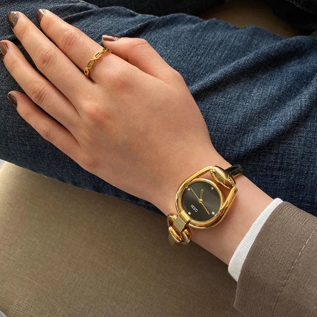 Chic Steel Strap Watch